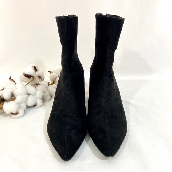 Krush Black Block Heel Boots - Picture 4 of 4